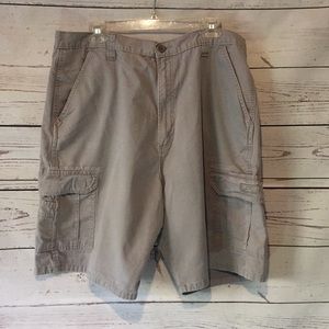 Wrangler Cargo shorts